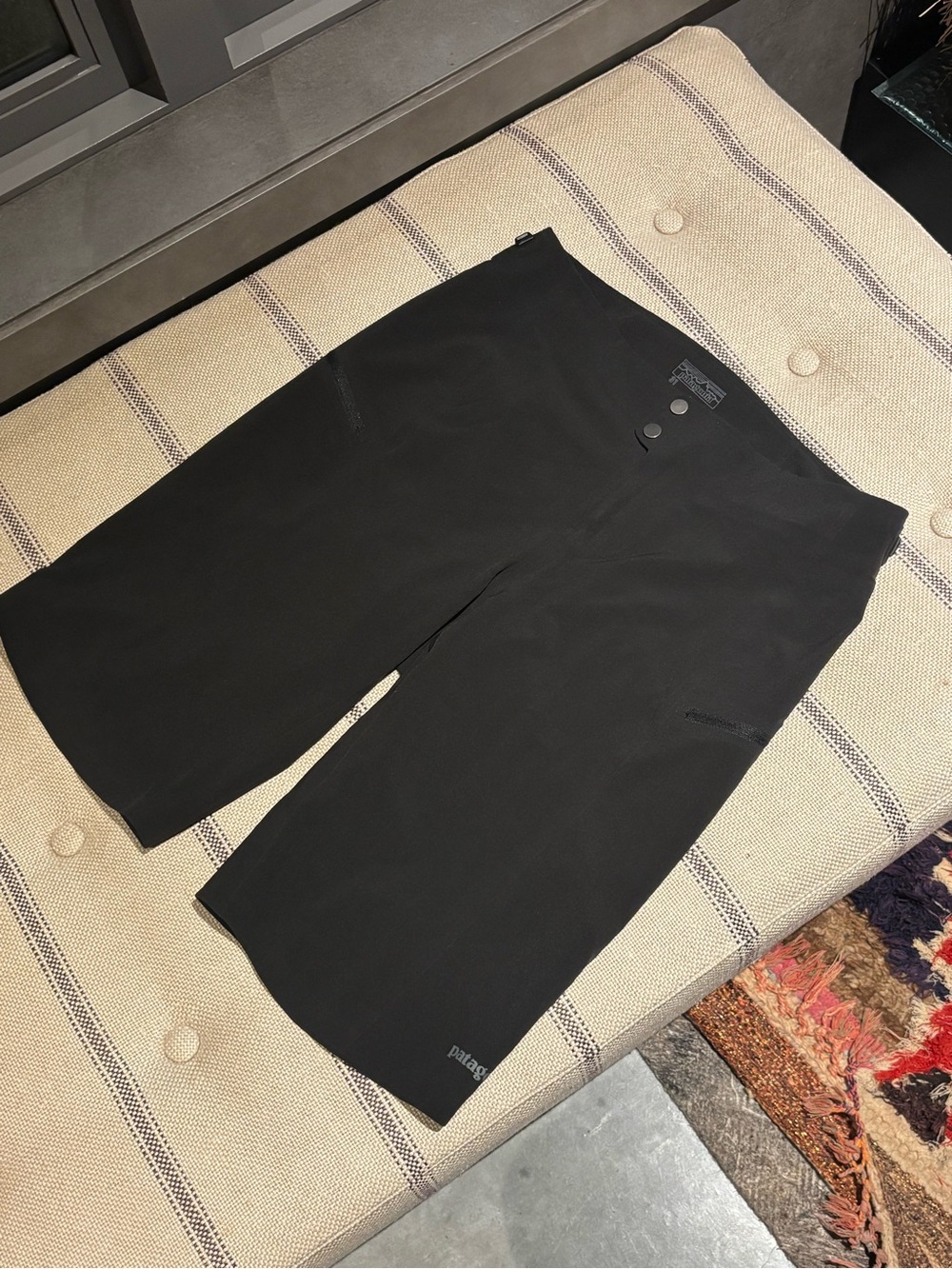 Patagonia  Black Hiking long Shorts Large size